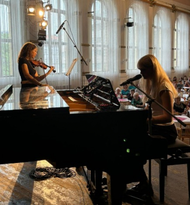 Slavnostní zakončení jazykových kurzů pro seniory