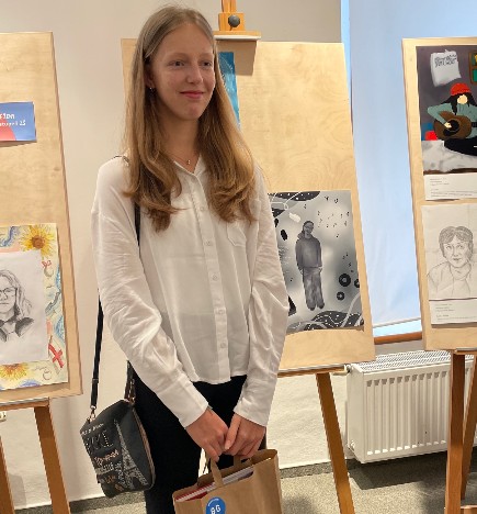 anicka stochlova ocenena na vytvarne soutezi 3640